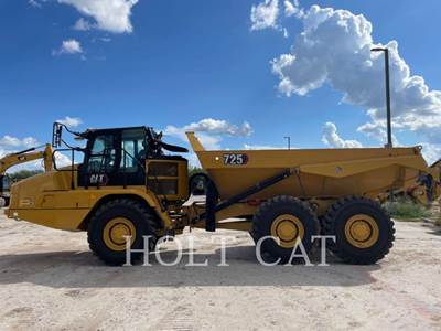 Caterpillar 725 Articulated Truck