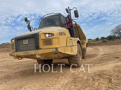 Caterpillar 725 Articulated Truck
