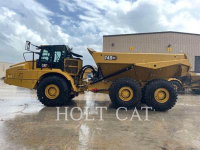 Caterpillar 740GC Articulated Truck