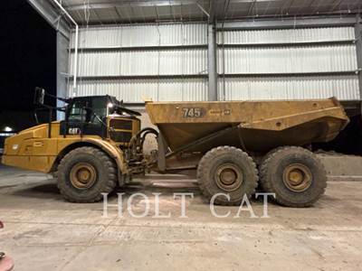 Caterpillar 745 Articulated Truck