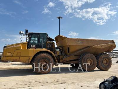 Caterpillar 745 Articulated Truck