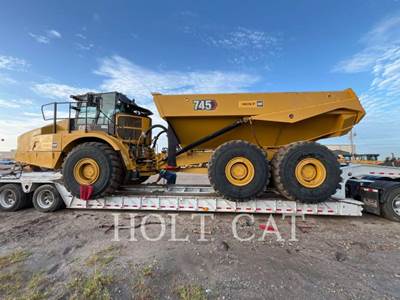 Caterpillar 745 Articulated Truck