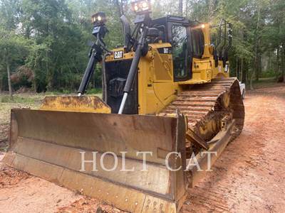 Caterpillar D6T Dozer