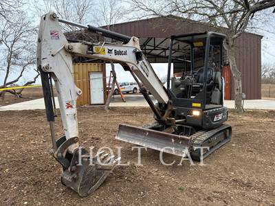 Bobcat E32 Excavator