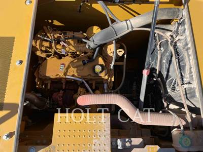 Caterpillar 320 Excavator