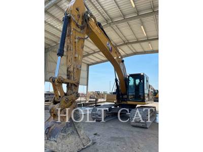 Caterpillar 320 Excavator