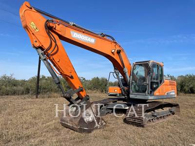 Doosan DX225LC-5 Excavator