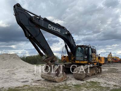 John Deere 470G Excavator