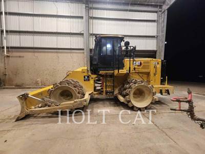 Caterpillar 815 Soil Compactor