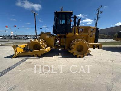 Caterpillar 815 Soil Compactor