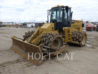 Caterpillar 815F2 Soil Compactor