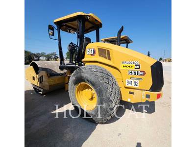 Caterpillar CS11GC Padfoot Roller Compactor