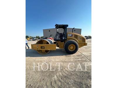 Caterpillar CS12 Padfoot Roller Compactor