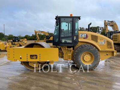 Caterpillar CS78B Padfoot Roller Compactor