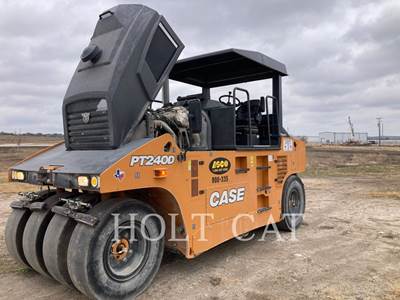 Case PT240D Pneumatic Tired Roller