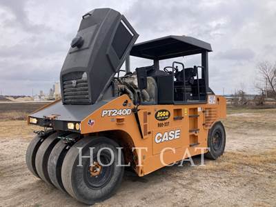 Case PT240D Pneumatic Tired Roller