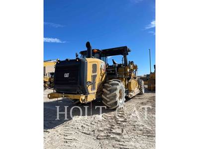Caterpillar RM400 CAB Reclaimer