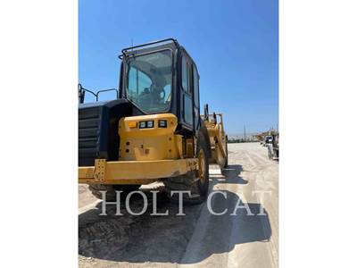 Caterpillar 621 Scraper