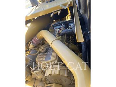 Caterpillar 621G Scraper