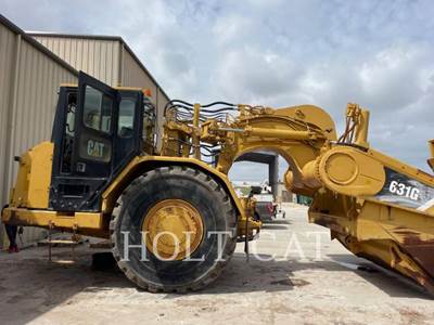 Caterpillar 631G Scraper