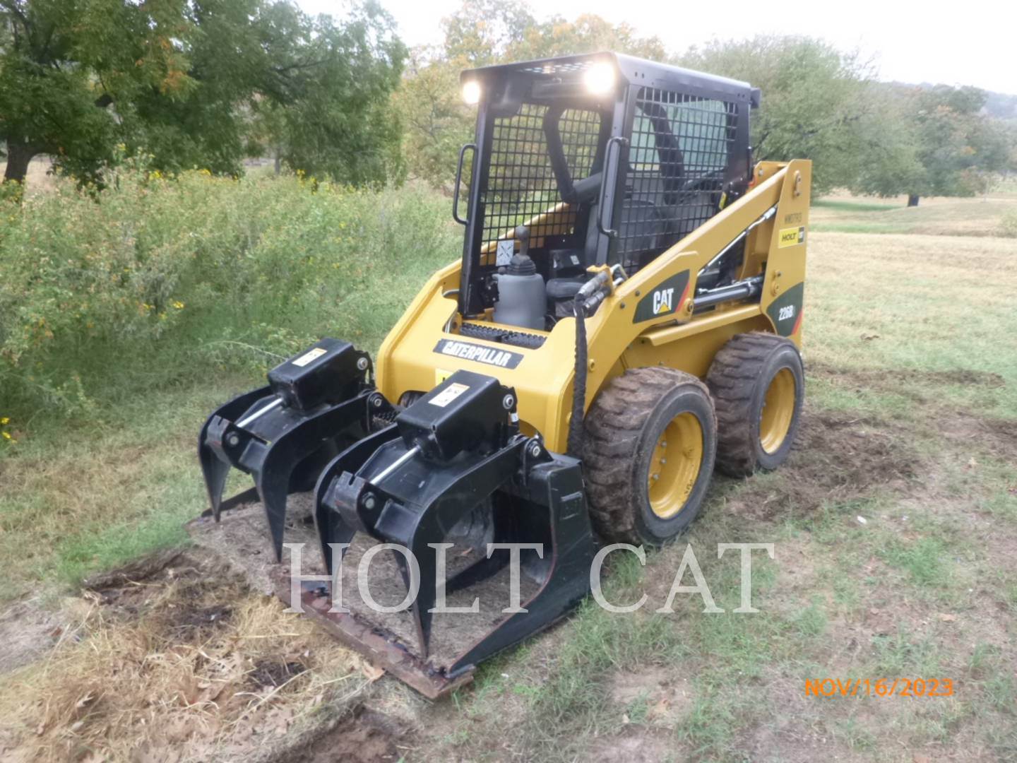 2015 Caterpillar 226B3 Skid Steer For Sale, 237 Hours Granbury, TX