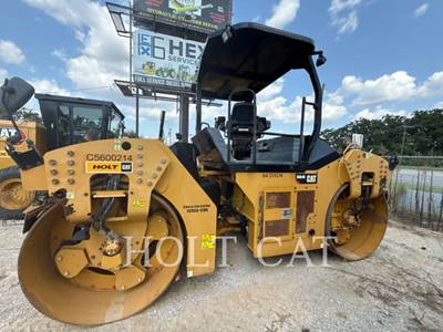Caterpillar CB64B Smooth Drum Roller Compactor