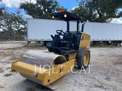 Caterpillar CS34 Vibratory Soil Compactor