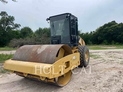 Caterpillar CS56 Smooth Drum Roller Compactor