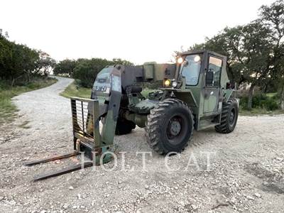 SkyTrak 6000M Telehandler