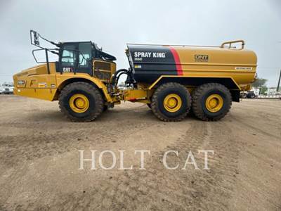 Caterpillar W00 740GC Water Truck