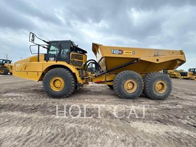 Caterpillar 740GC Wheel Loader
