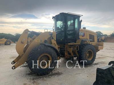 Caterpillar 938M Wheel Loader