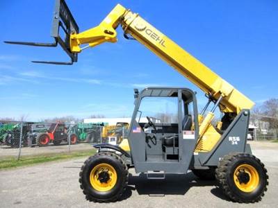 Gehl RS6-34 Telehandler - 6000lb Capacity, 34ft Lift Height