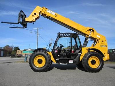 JCB 507-42 Telehandler - 7000lb Capacity, 42ft Lift Height