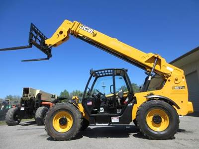 JCB 507-42 Telehandler - 7000lb Capacity, 42ft Lift Height
