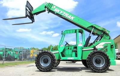 SkyTrak 6042 Telehandler - 6000lb Capacity, 42ft Lift Height