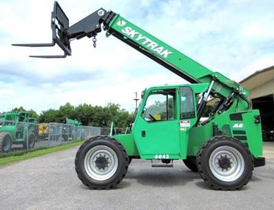 SkyTrak 6042 Telehandler - 6000lb Capacity, 42ft Lift Height