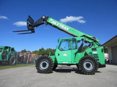 SkyTrak 6042 Telehandler - 6000lb Capacity, 42ft Lift Height