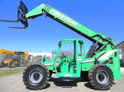 SkyTrak 8042 Telehandler - 8000lb Capacity, 42ft Lift Height