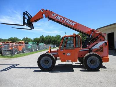 SkyTrak 8042 Telehandler - 8000lb Capacity, 42ft Lift Height