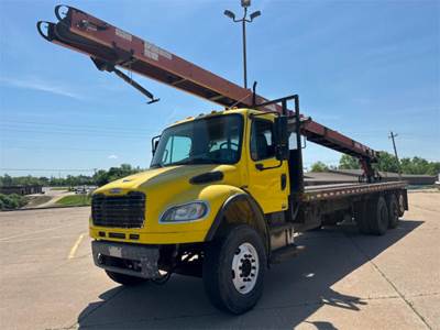 Freightliner M2 106 Boom / Bucket Truck
