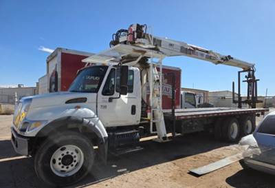 International 7500 Boom / Bucket Truck
