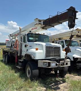 International Paystar 5500i Boom / Bucket Truck