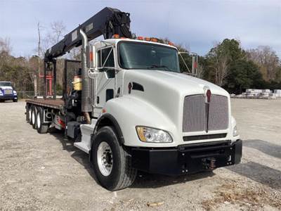 Kenworth T440 Boom / Bucket Truck