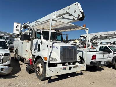 Peterbilt 335 Boom / Bucket Truck