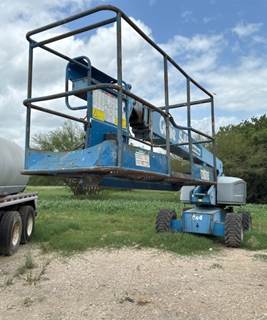 Genie S-85 Boom Lift