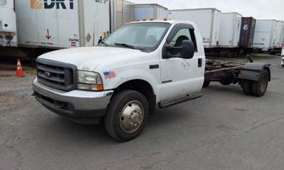 Ford F-550 Cab & Chassis Truck
