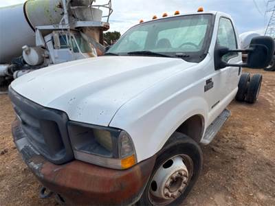 Ford F-550 Cab & Chassis Truck