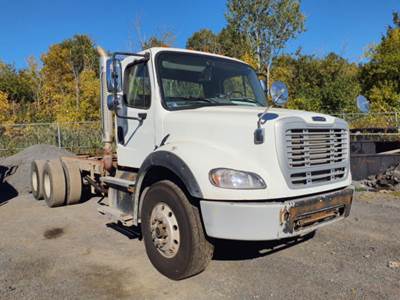 Freightliner M2 112 Cab & Chassis Truck