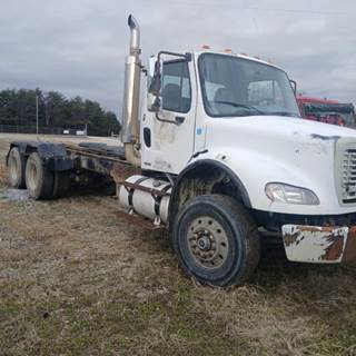 Freightliner M2 112 Cab & Chassis Truck